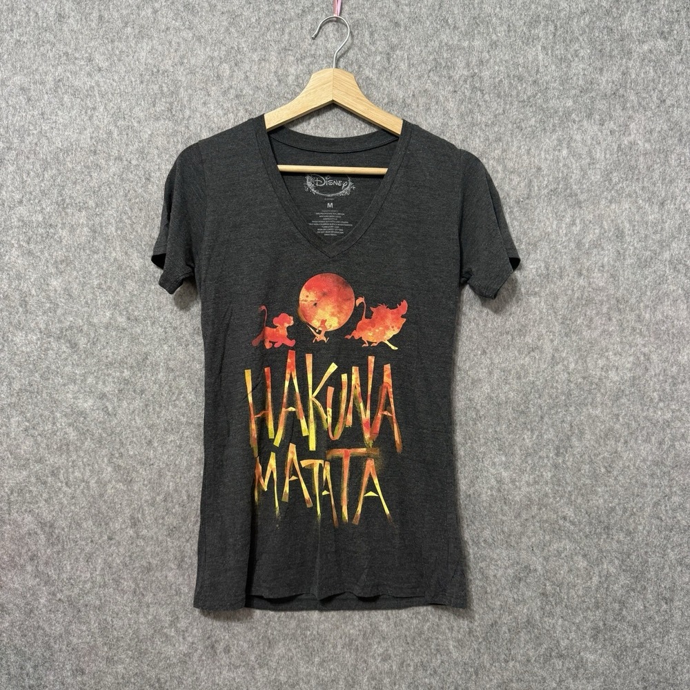 Y2K Disney Lion King Hakuna Matata V-Neck Tee Shirt Women's Sz Medium